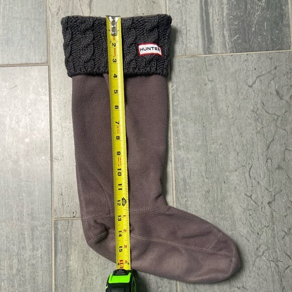 Hunter Tall Fleece & Cable Knit Cuff Rain Boot Socks Gray Size M/L - Picture 2 of 6